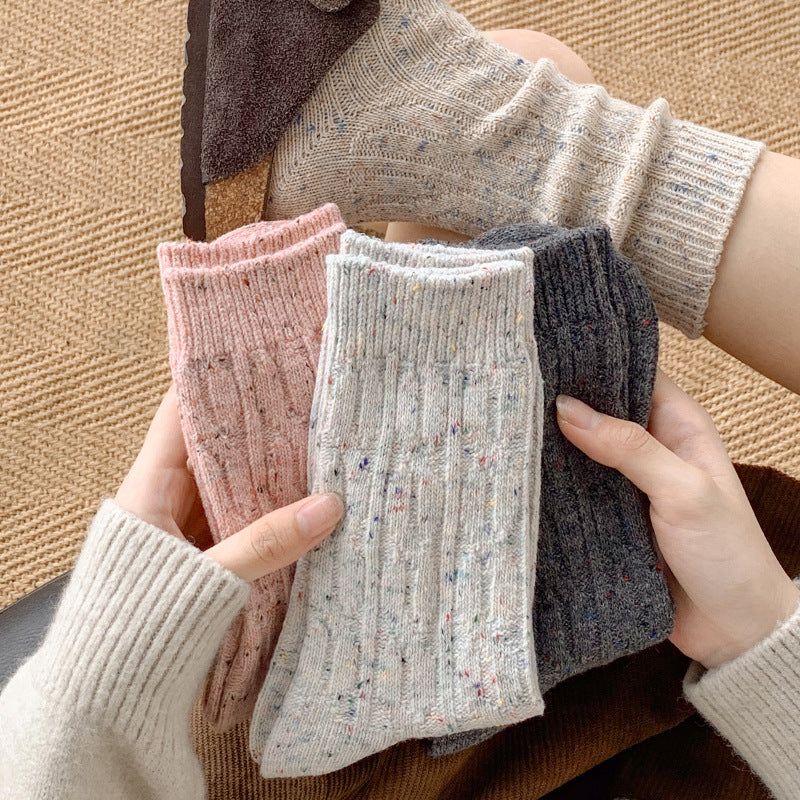 A Box of 5 Pairs of Mid-calf Socks, Fashionable Cotton Socks