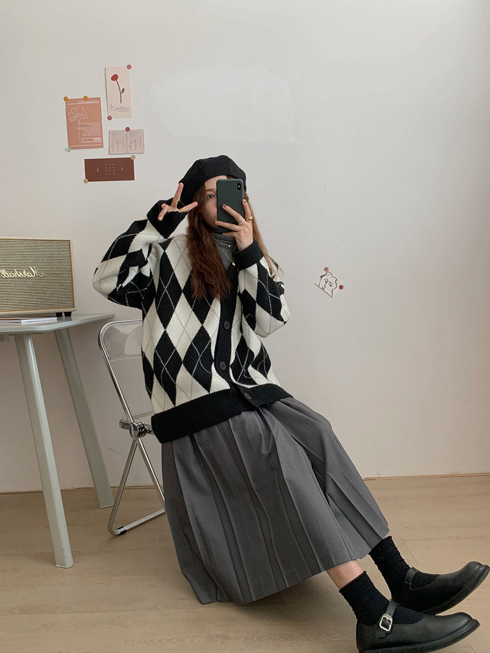 Loose Argyle Pattern V-Neck Cardigan Sweater-ABS2438BK