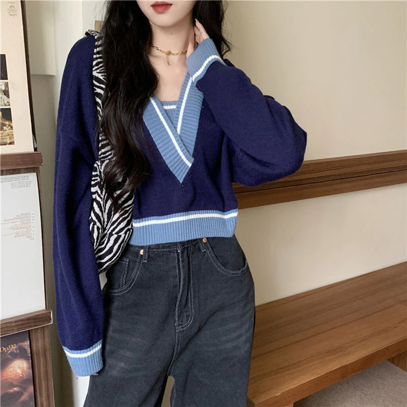 Long Sleeve V-Neck Knitted Cropped Sweater-ABS2409BK