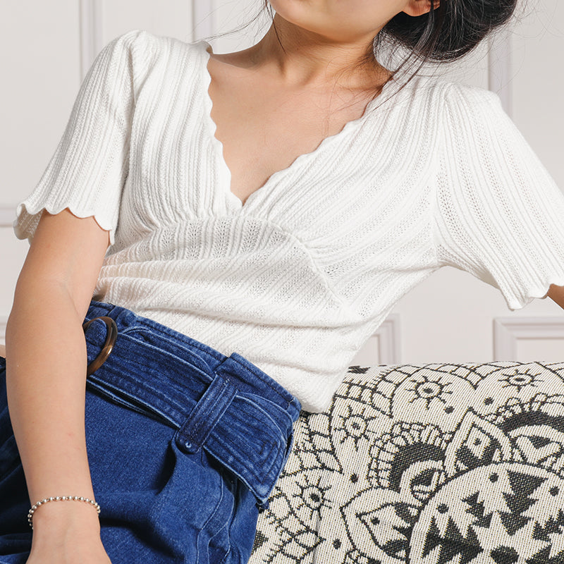 V Puff Sleeved Knit Chic T Shirt