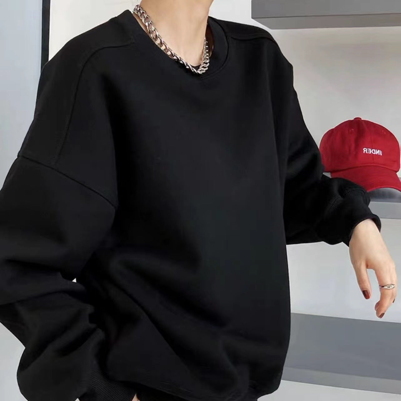 Black Crew Neck Sweatshirt for Women Autumn and Winter Pullover Top-ABSPF-273