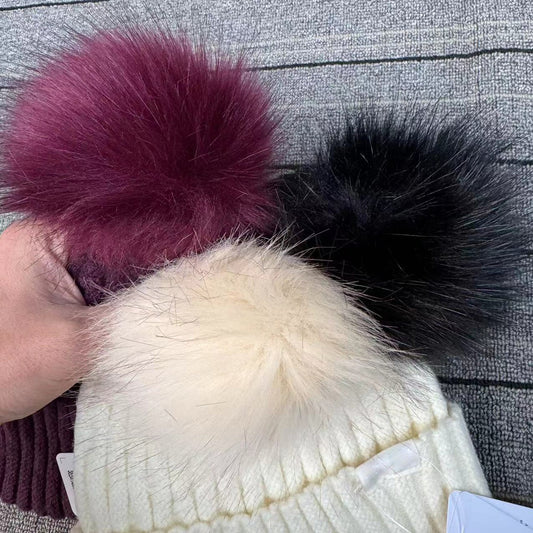 Autumn and Winter Woolen Hat with Pompom Decoration
